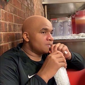 Meet your Posher, Quinton